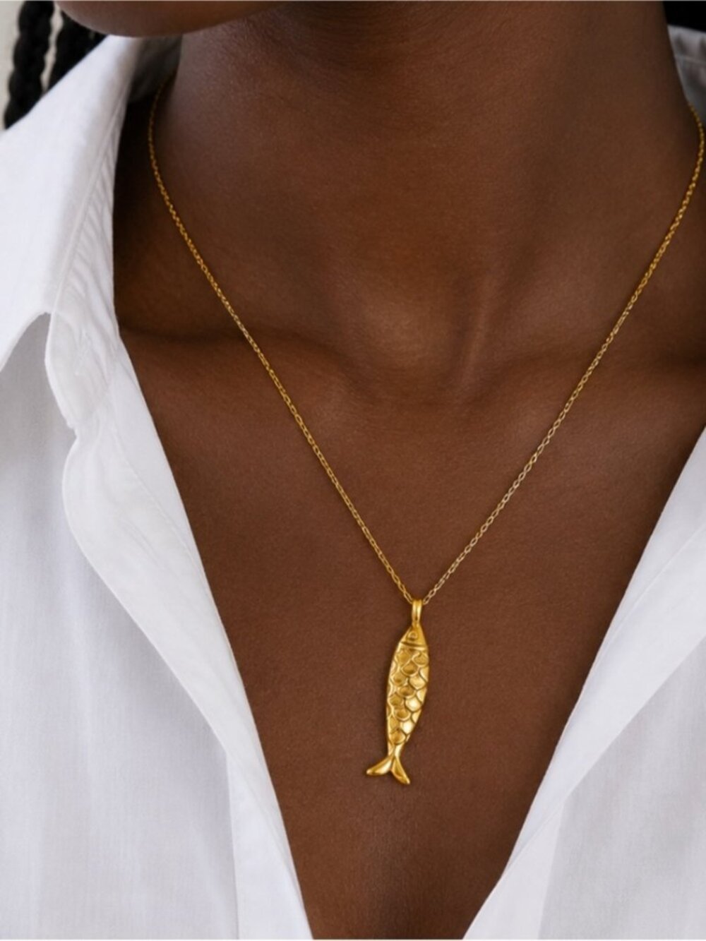 New! Coastal 18K Gold Plated Fish Sardine Necklace NWOT 5038